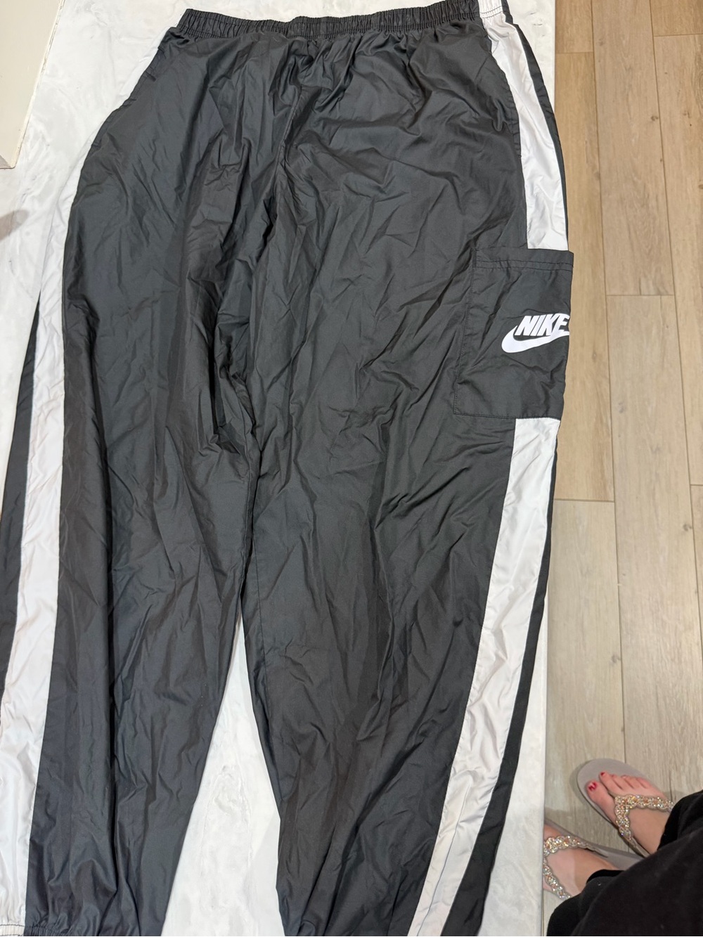 Nike windbreaker joggers